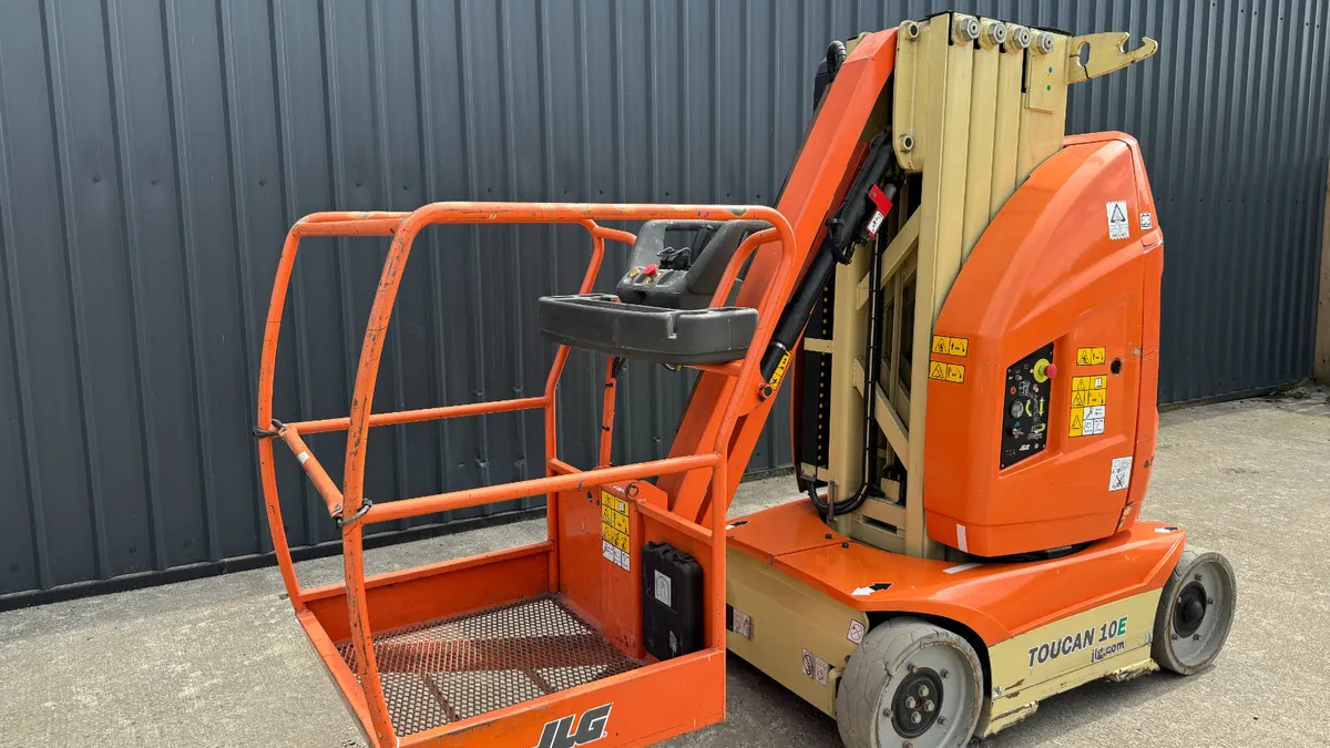 JLG Toucan 10E Electric Mast Boom Lift (#193) - Image 4