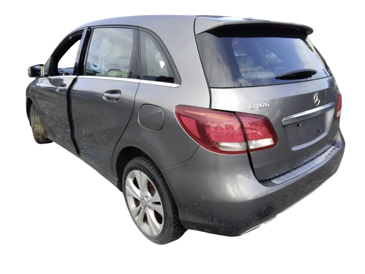 2015 MERCEDES BENZ B CLASS For Breaking/Dismantlin - Image 3