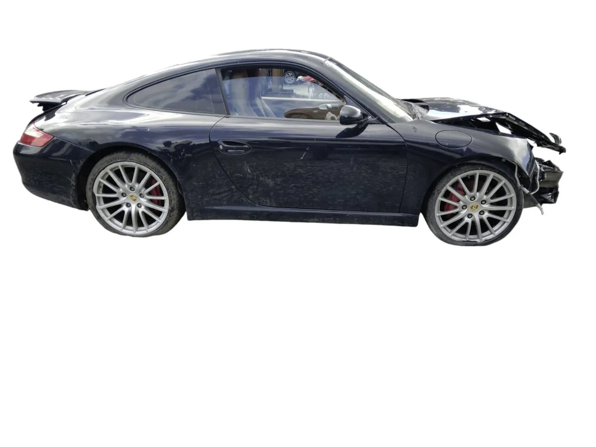 2005 PORSCHE 911 For Breaking/Dismantling - Image 2