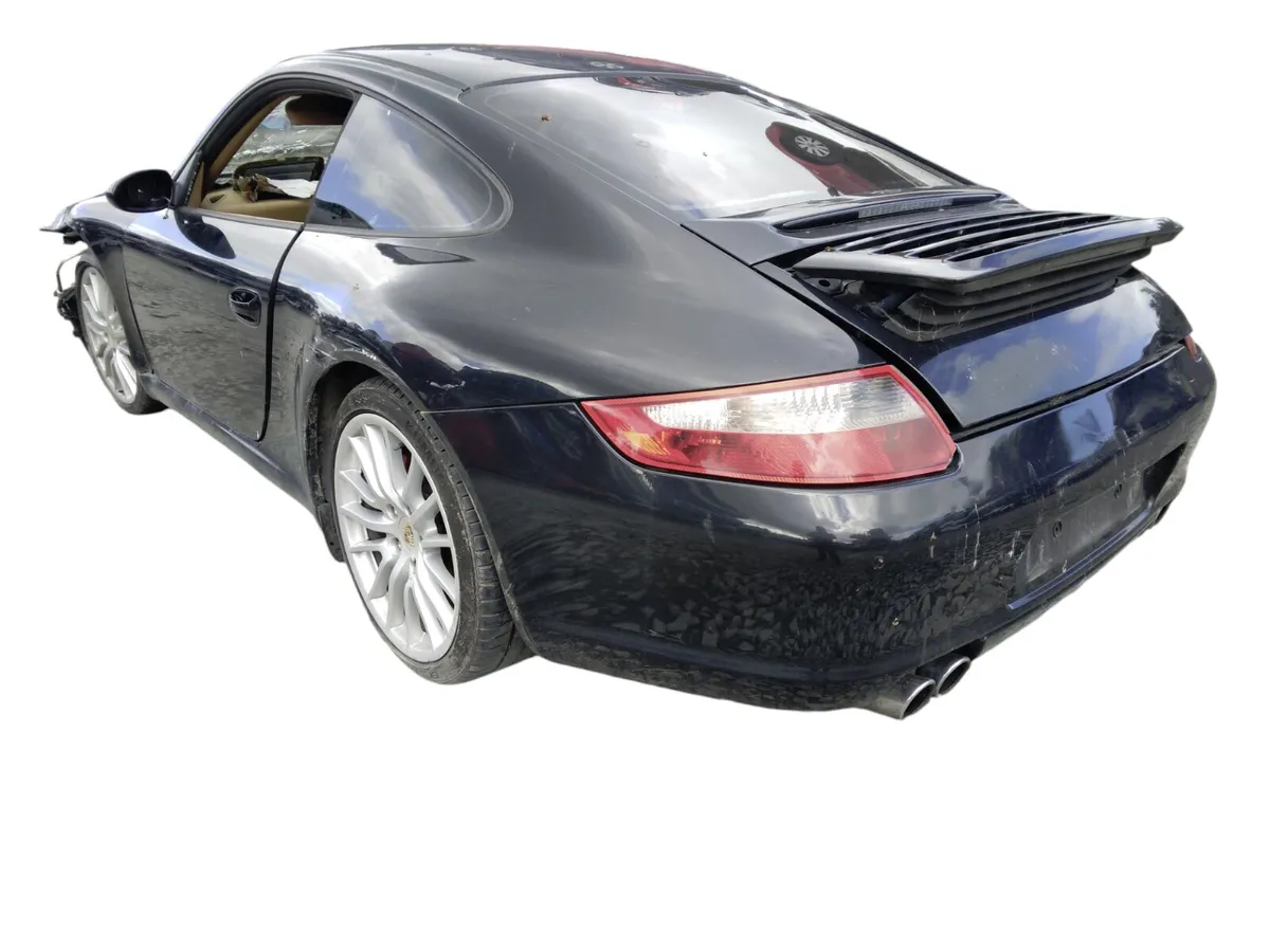 2005 PORSCHE 911 For Breaking/Dismantling - Image 4
