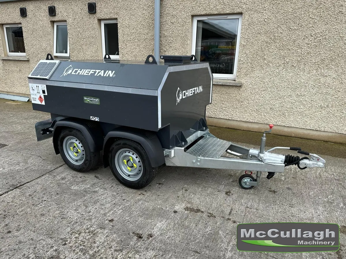 Chieftain Towable Fuel Bowser - Image 2