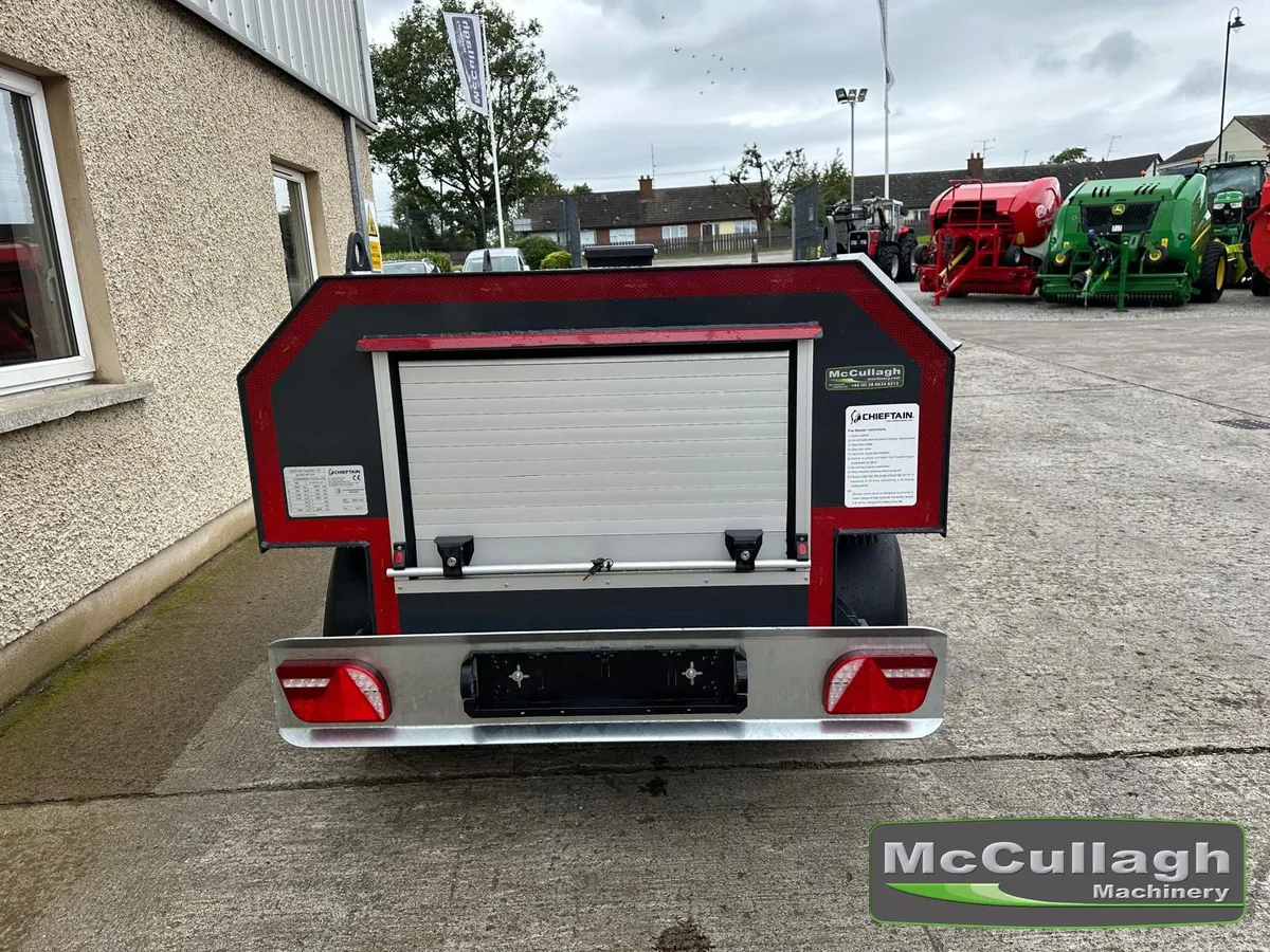 Chieftain Towable Fuel Bowser - Image 4