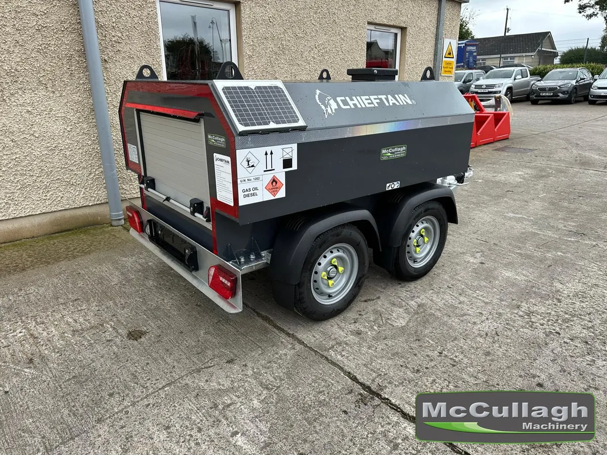 Chieftain Towable Fuel Bowser - Image 3