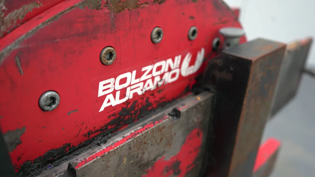 Bolzoni 360 Rotator Forklift Attachment (#355) - Image 3