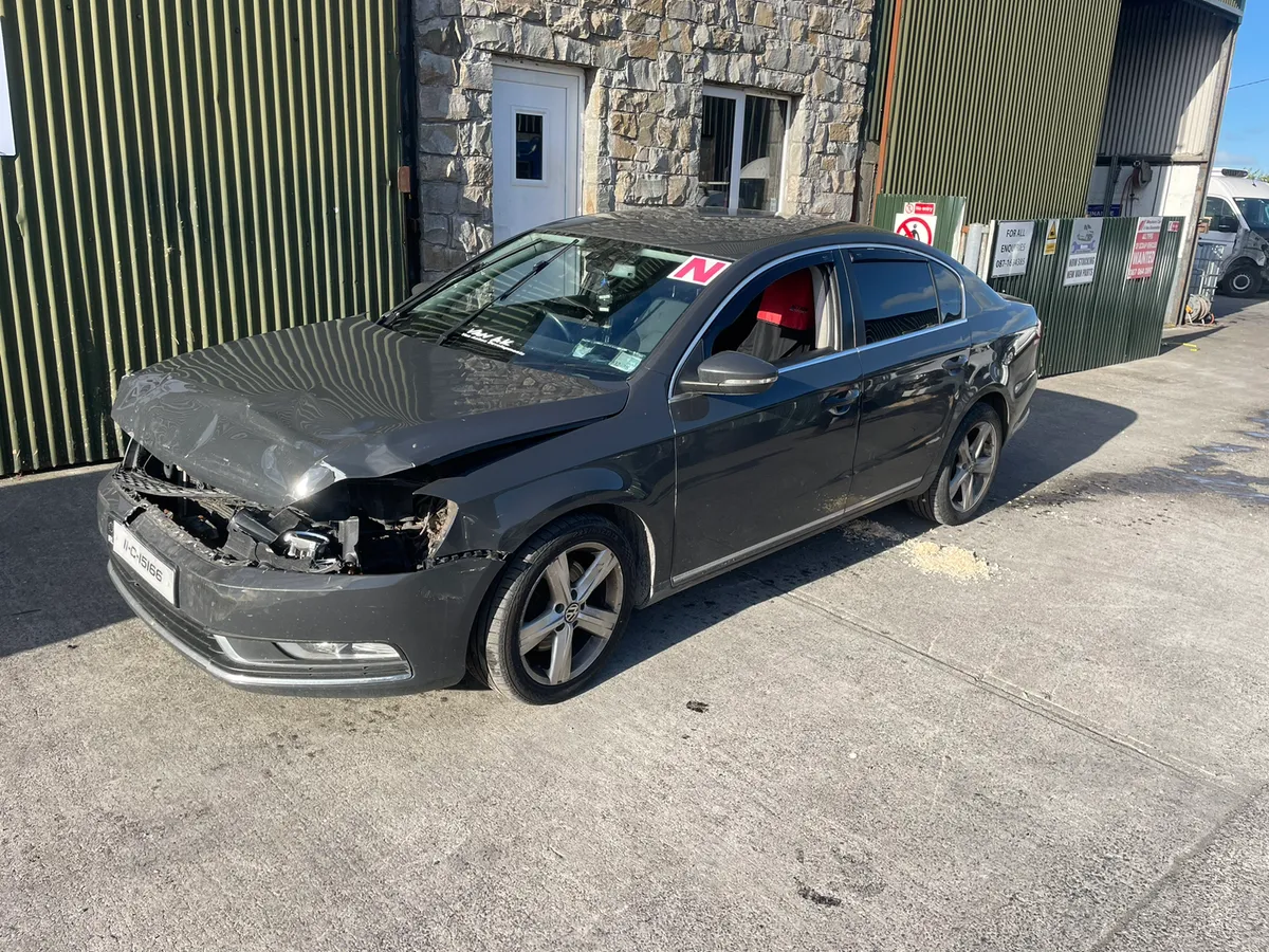 2011 Volkswagen Passat 1.6 tdi for dismantling