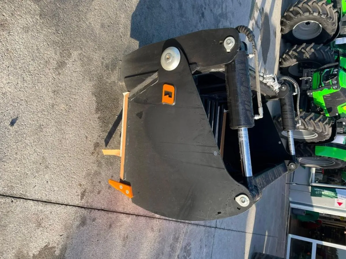 Quicke Shear Grabs - Image 3