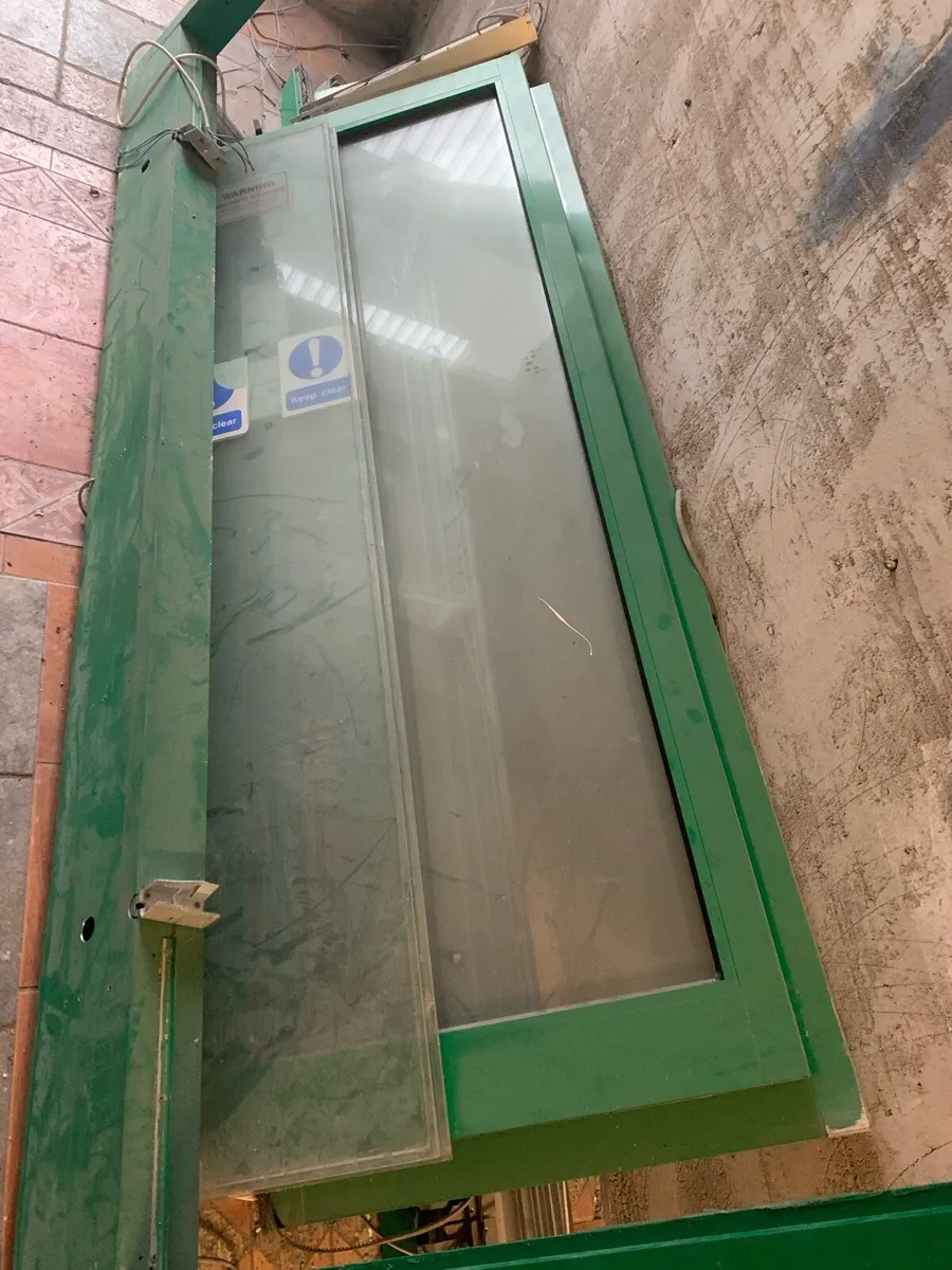 Electric double door - Image 2