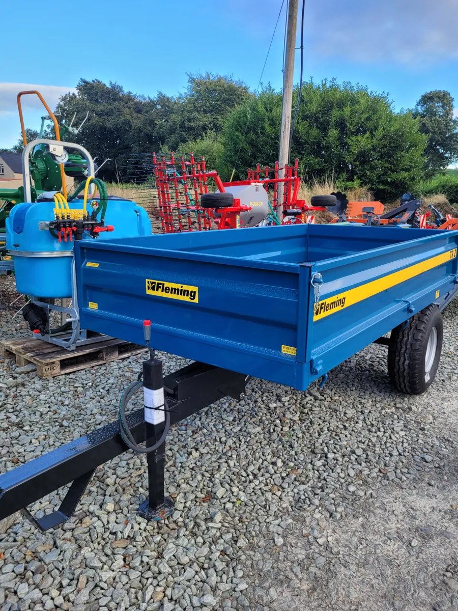 Fleming TR2 Tipping Trailer 8ft 6 x 4ft 7 - Image 1