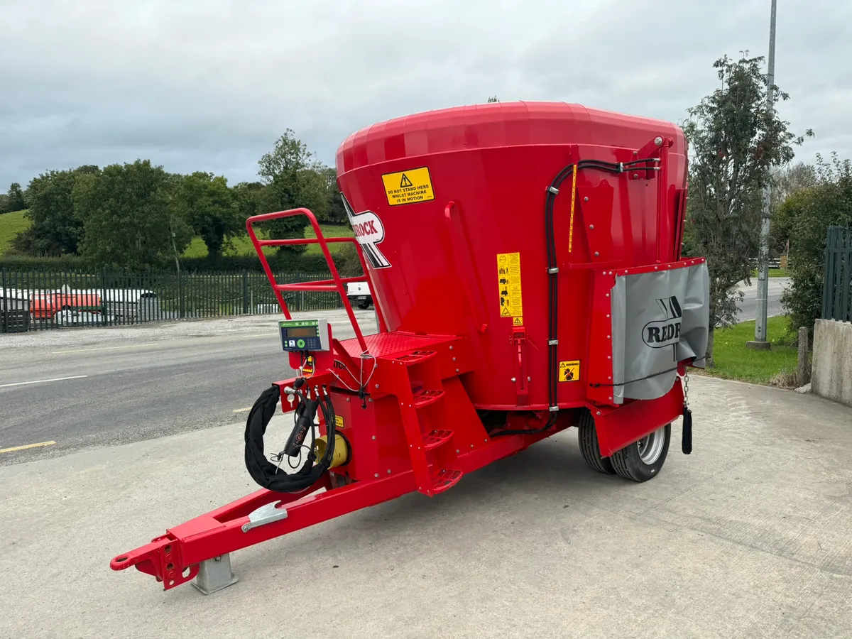 *** NEW REDROCK VM14 TUB FEEDER *** - Image 1