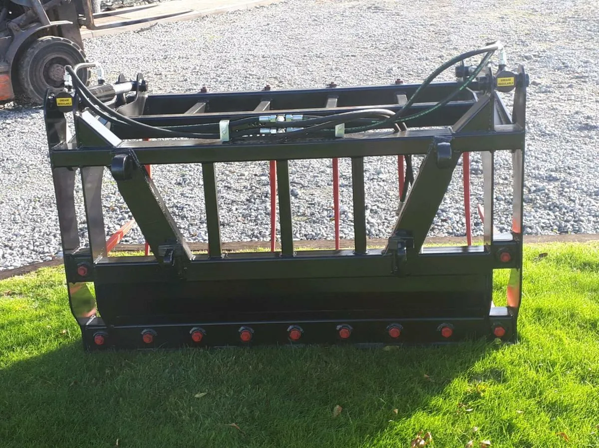 Tine grabs - Image 4