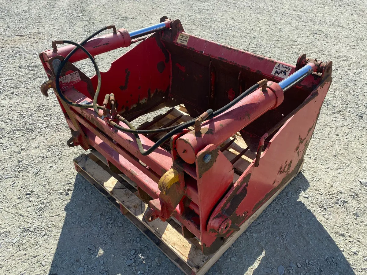 McHale Shear Grab - €1,500 - No VAT - Image 2