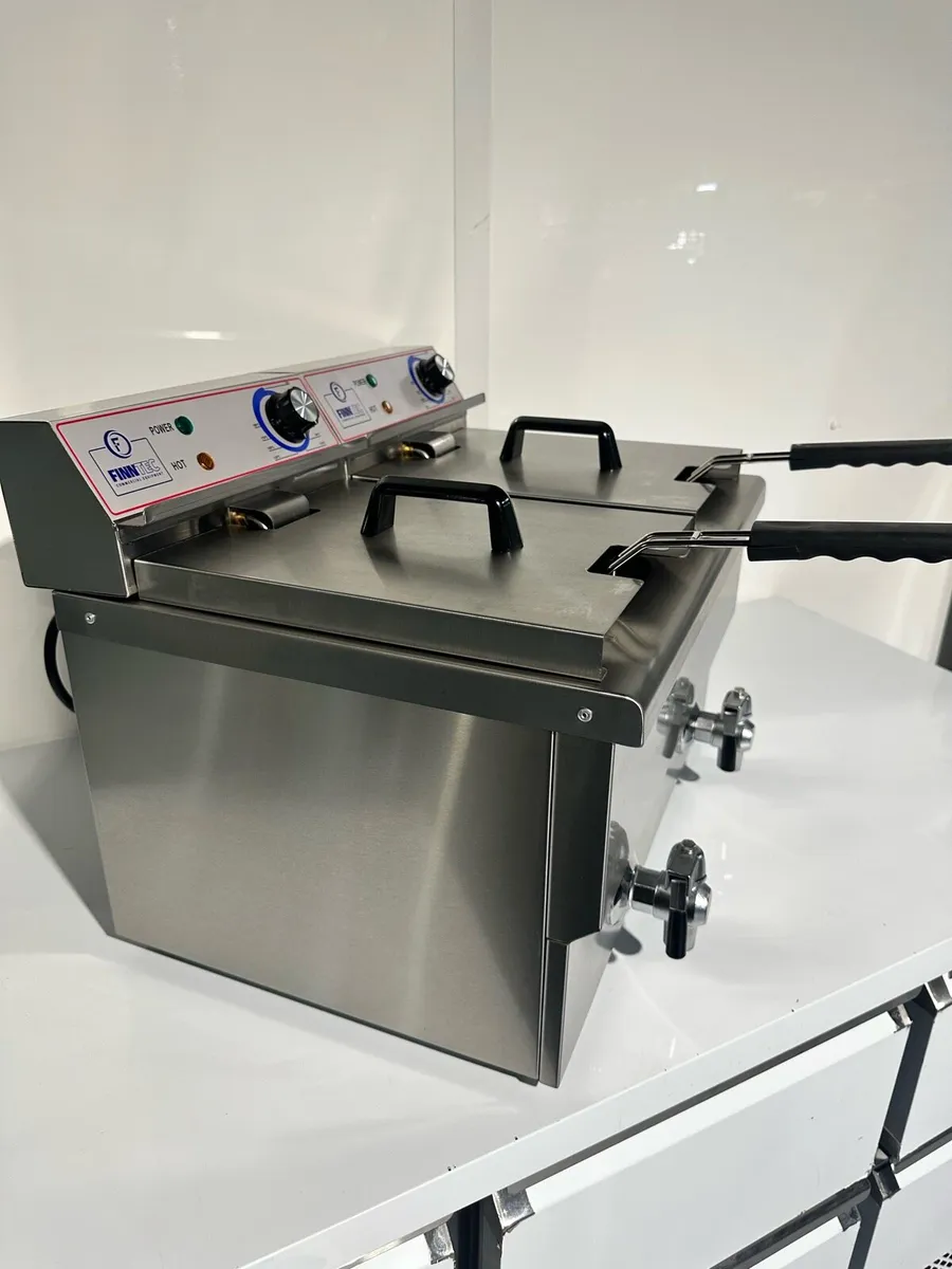 Electric Fryers 2 x 12ltr - Image 4