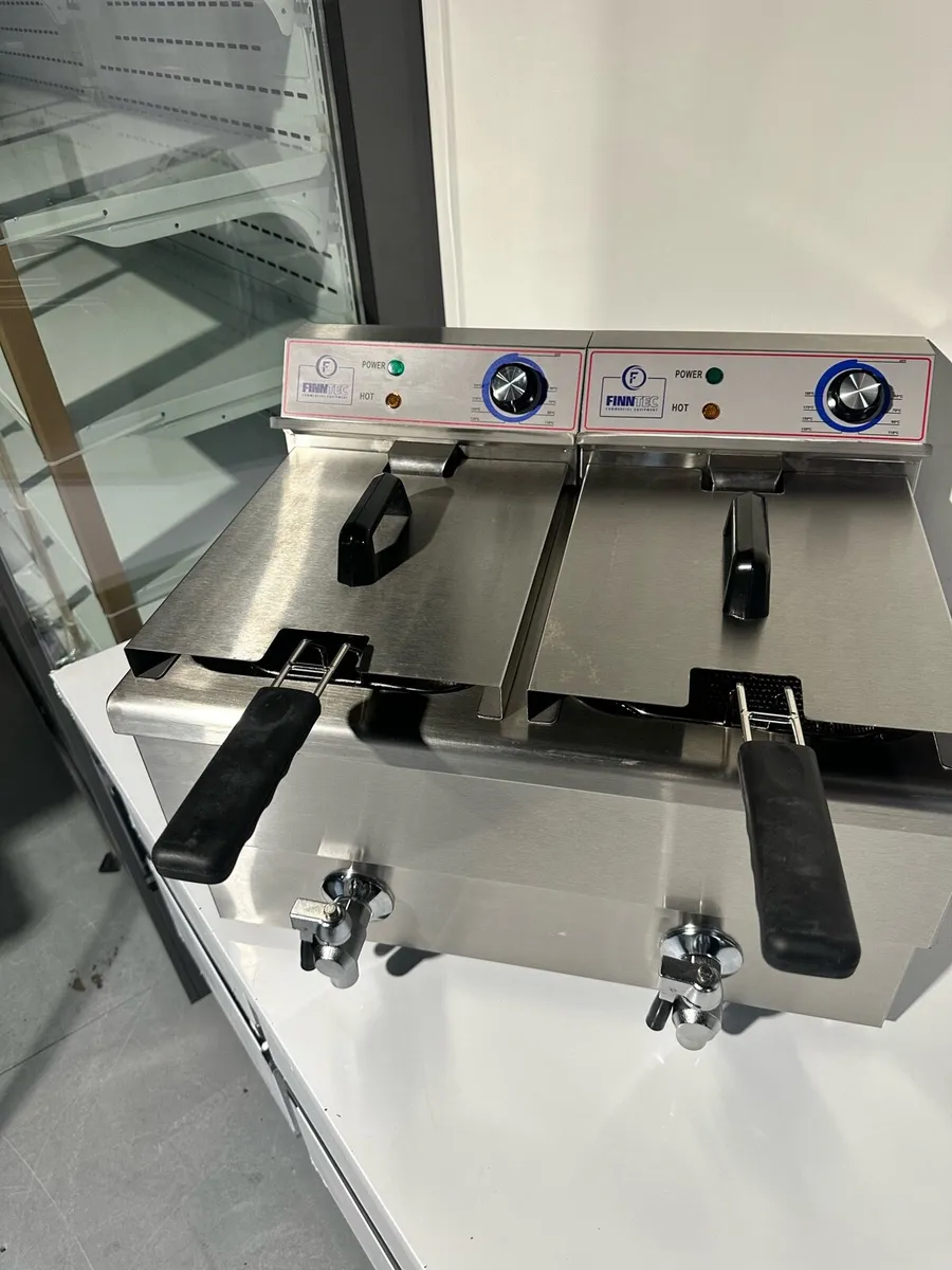 Electric Fryers 2 x 12ltr - Image 2