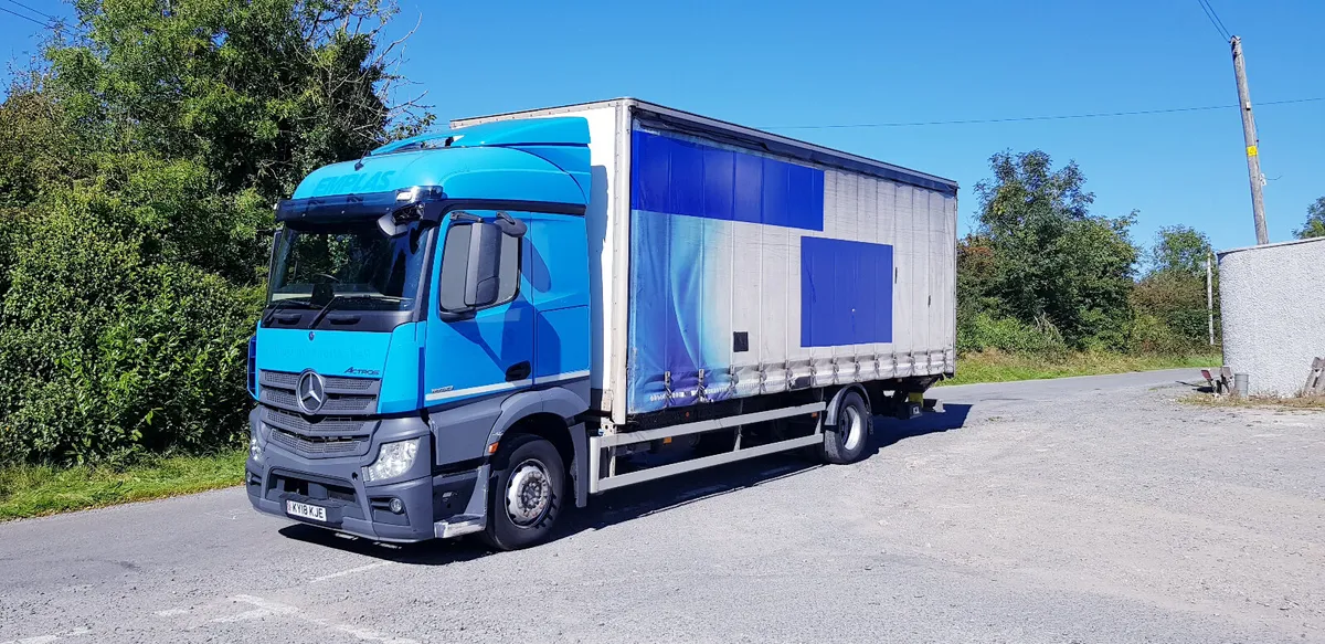 2018 Mercedes 1830 Actros , Sleeper Cab . - Image 1