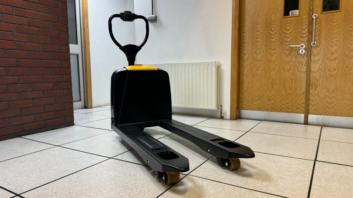 Wellforce F4 1.5T Compact Li-Ion Pallet Truck EURO - Image 2