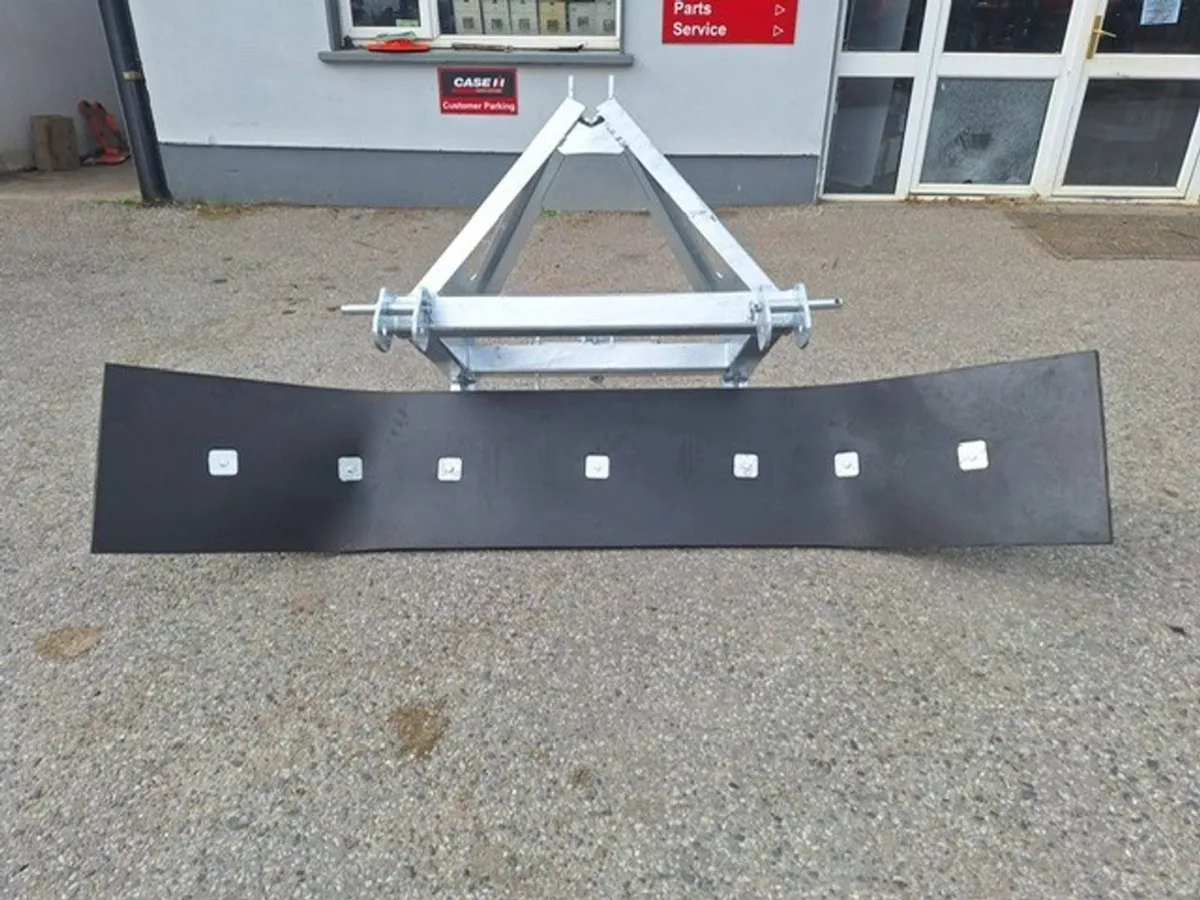 New Nugent Galvanised Yard Scraper - Image 1