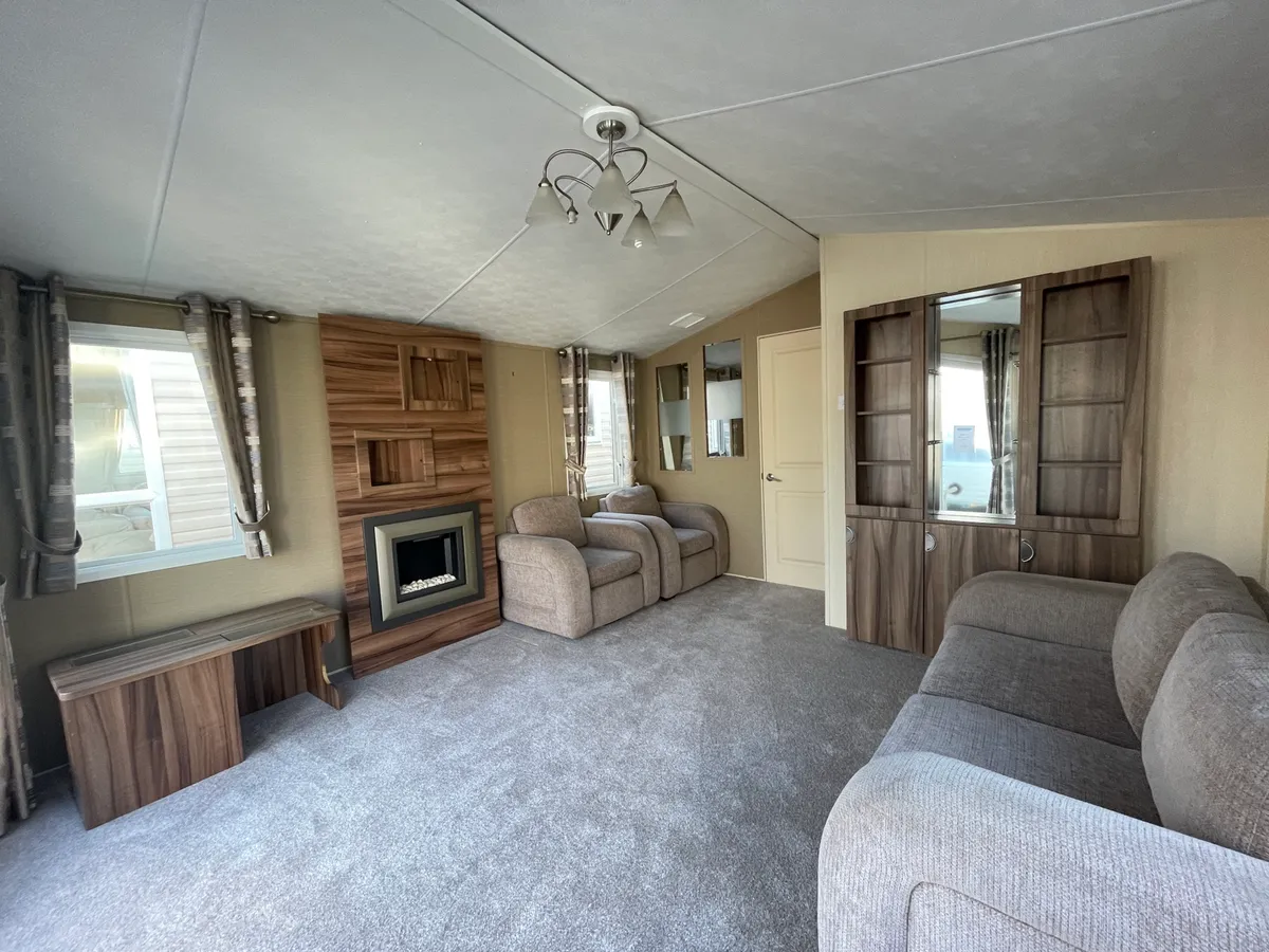 WILLERBY WINCHESTER 38x12 2 bed - Image 4