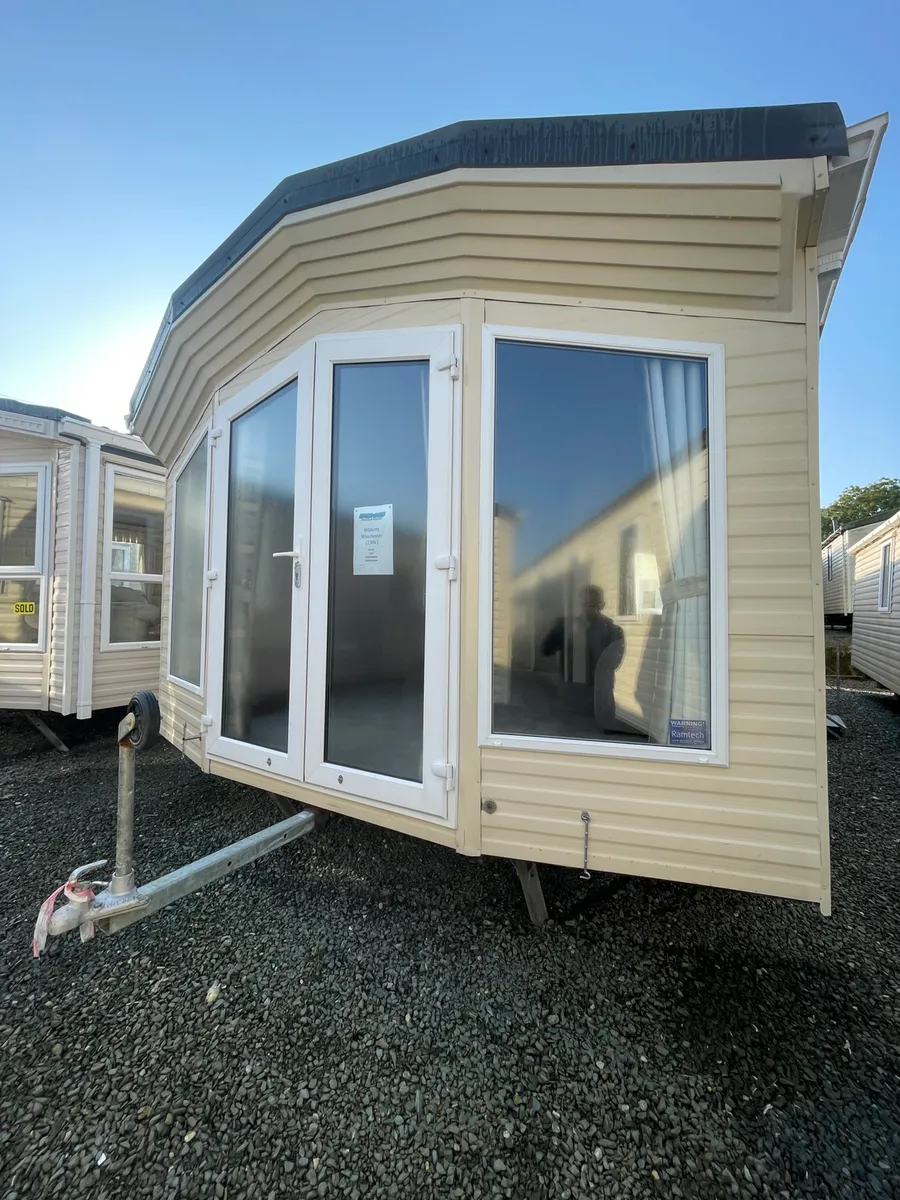 WILLERBY WINCHESTER 38x12 2 bed - Image 1