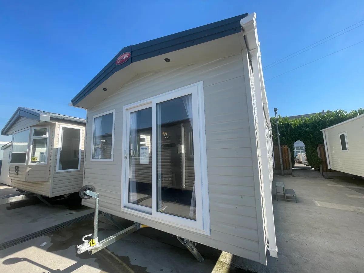 CARNABY ASHDALE OUTLOOK 35x12 3 BED - Image 1