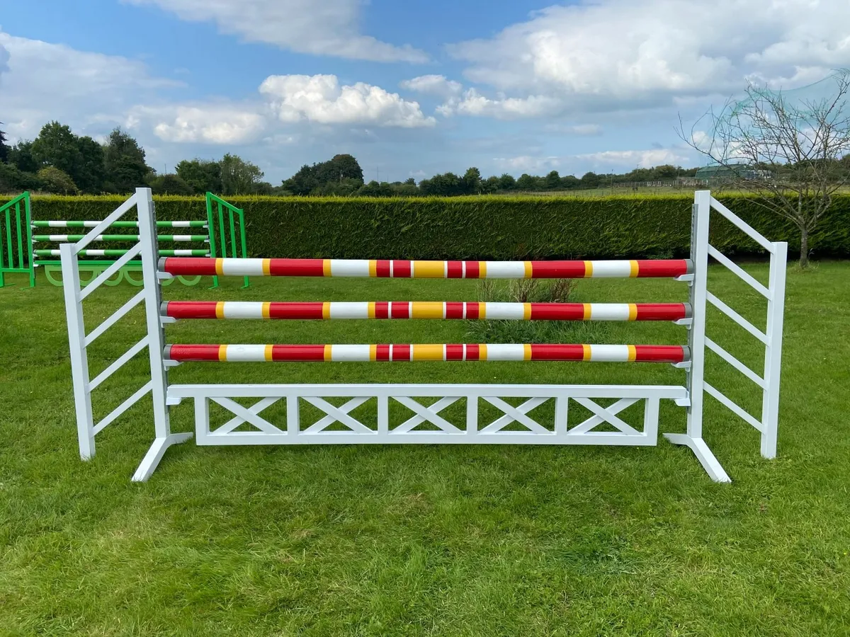 Show Jumps / Training Wings / Water Trays - Image 1