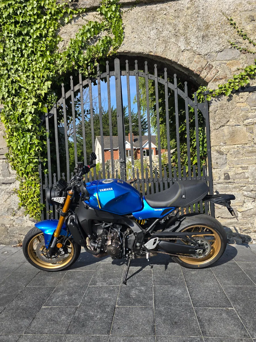 2023 YAMAHA XSR900 BLUE - Image 1