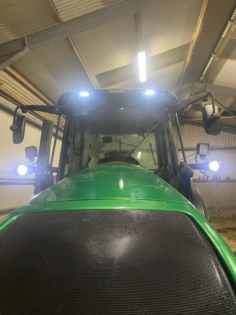 Valtra N and T Series LED Lights - Image 1