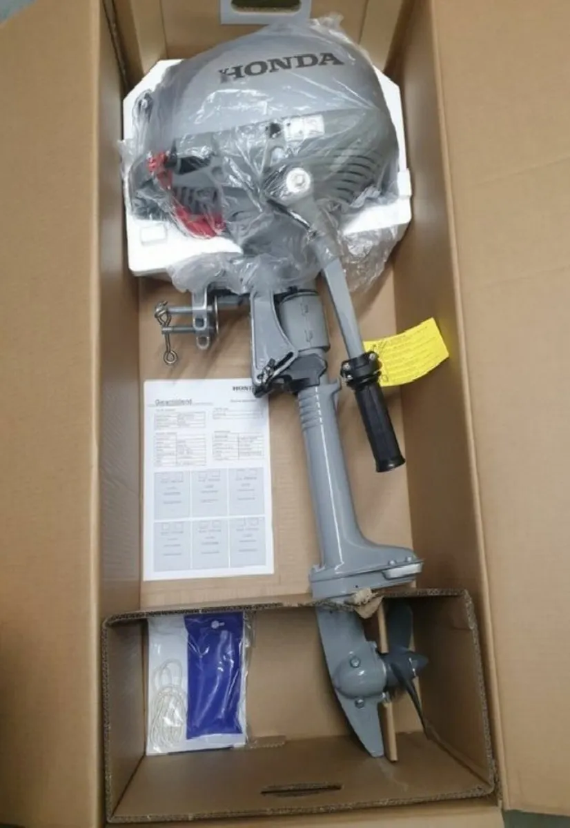 3.5 RIB INFLATABLE BOAT TRAILER HONDA 2.3 OUTBOARD - Image 3