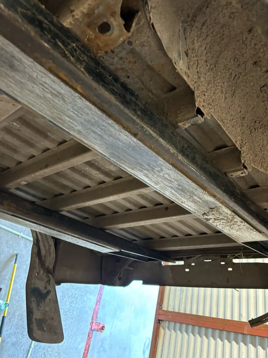 Ford ranger tub - Image 4