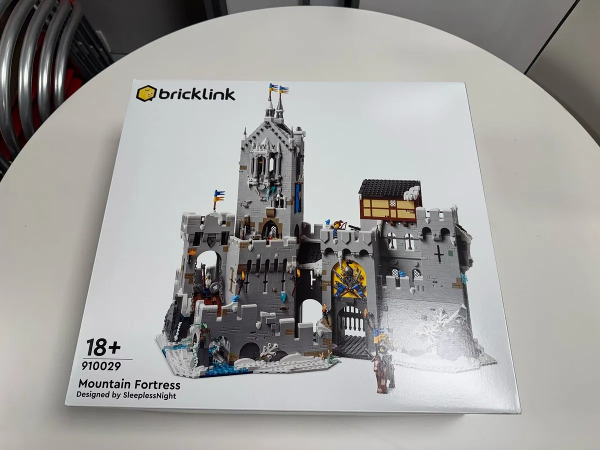Lego 910029 Mountain Fortress. Brand new