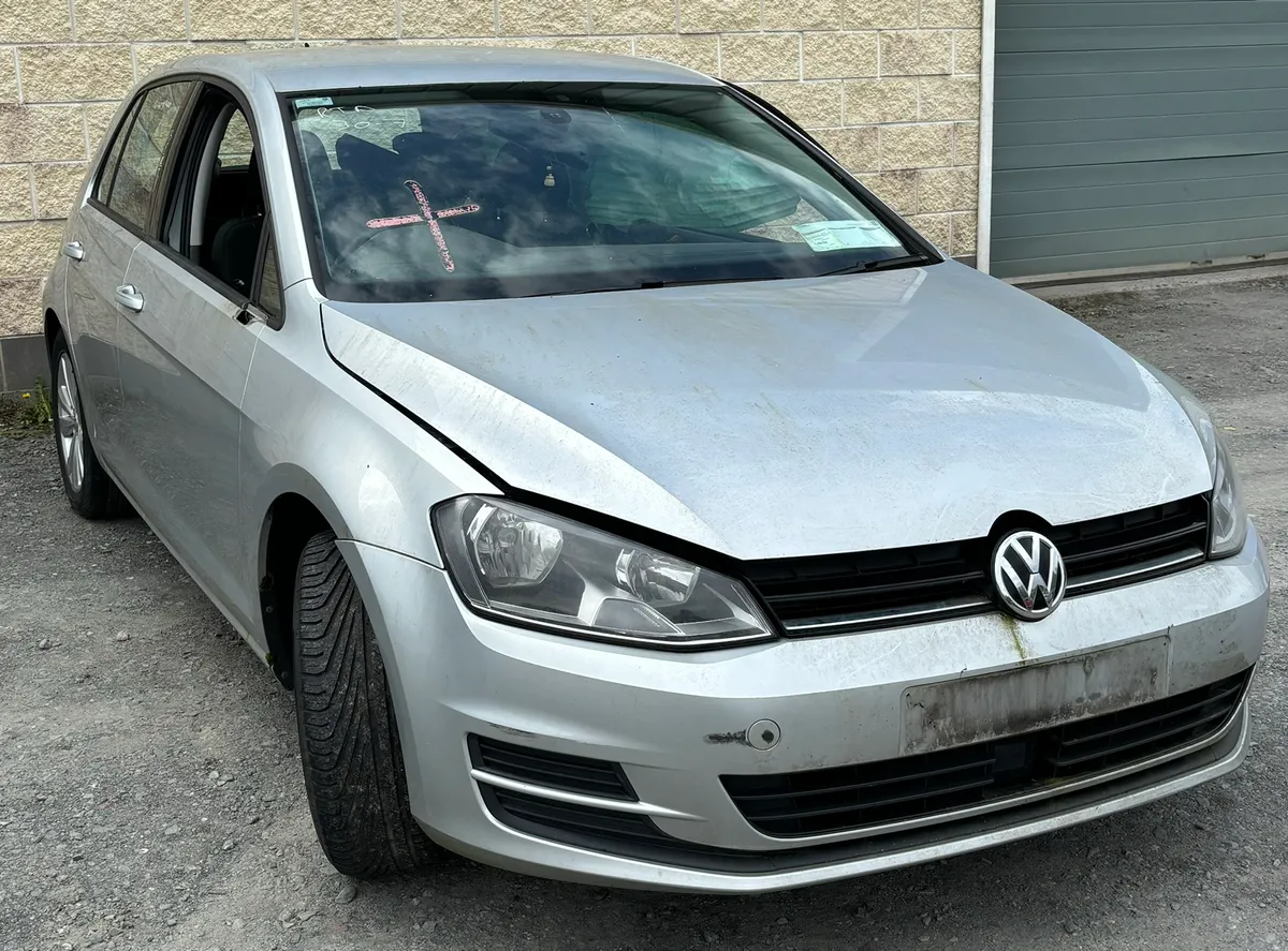 VW GOLFS, SHARAN FOR BREAKING, GTD, GTI, TDI, TSI - Image 1