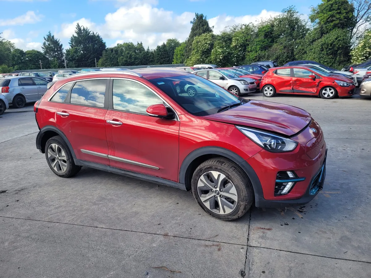 2021 Kia Niro *For Parts* - Image 2