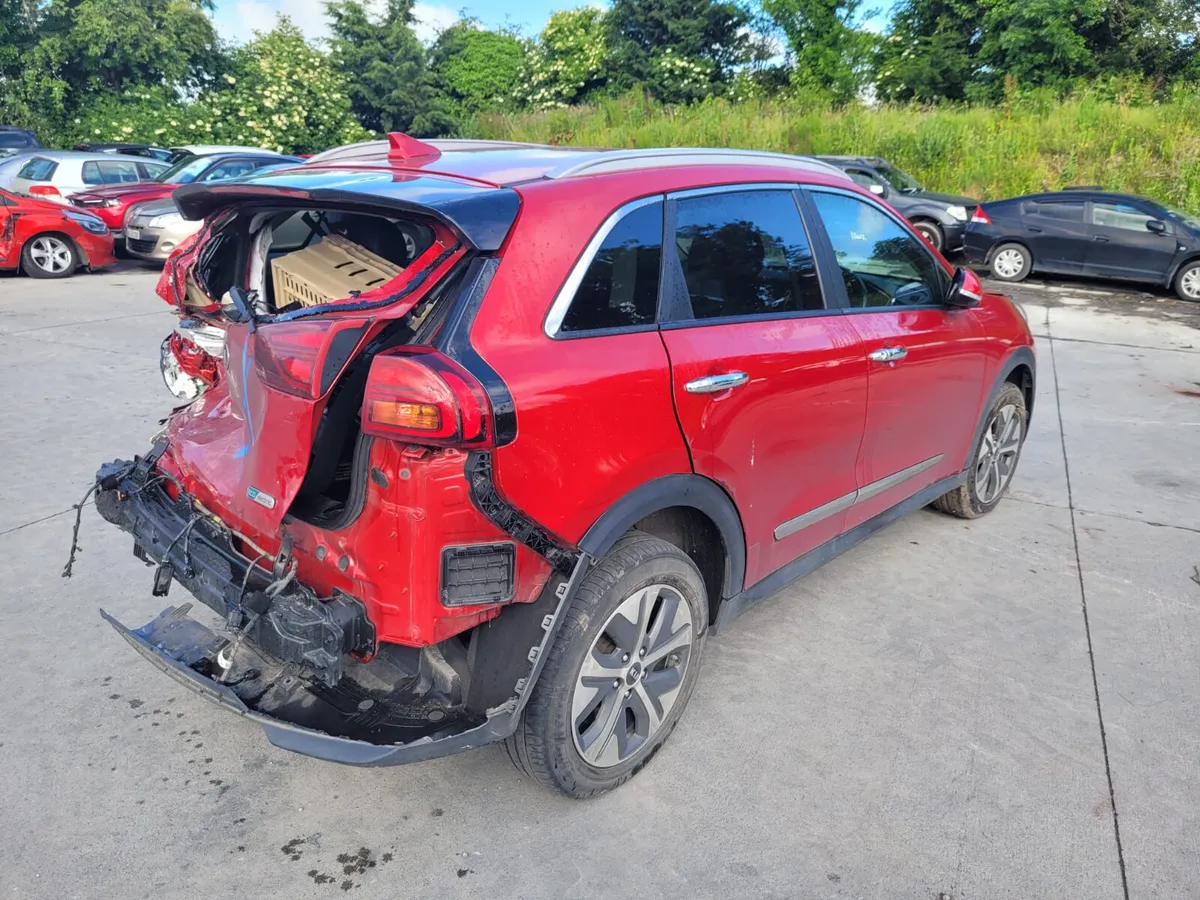 2021 Kia Niro *For Parts* - Image 4