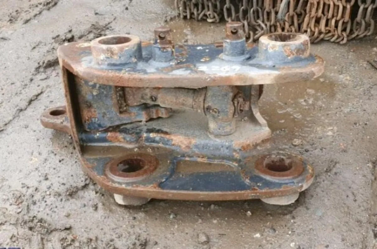 QUICK HITCH (55MM PINS) - Image 3