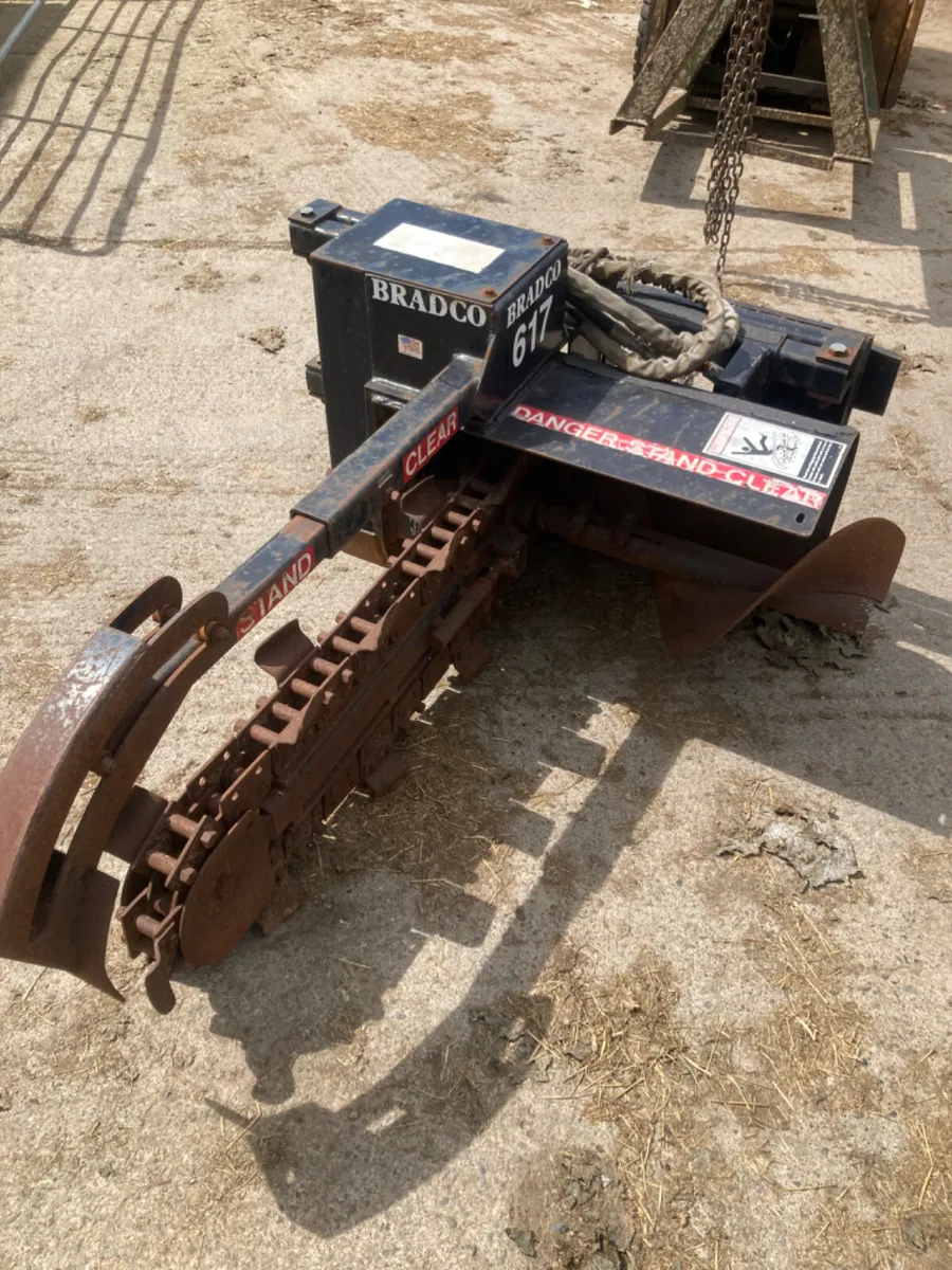 Bradco 617 chain trencher - Image 1