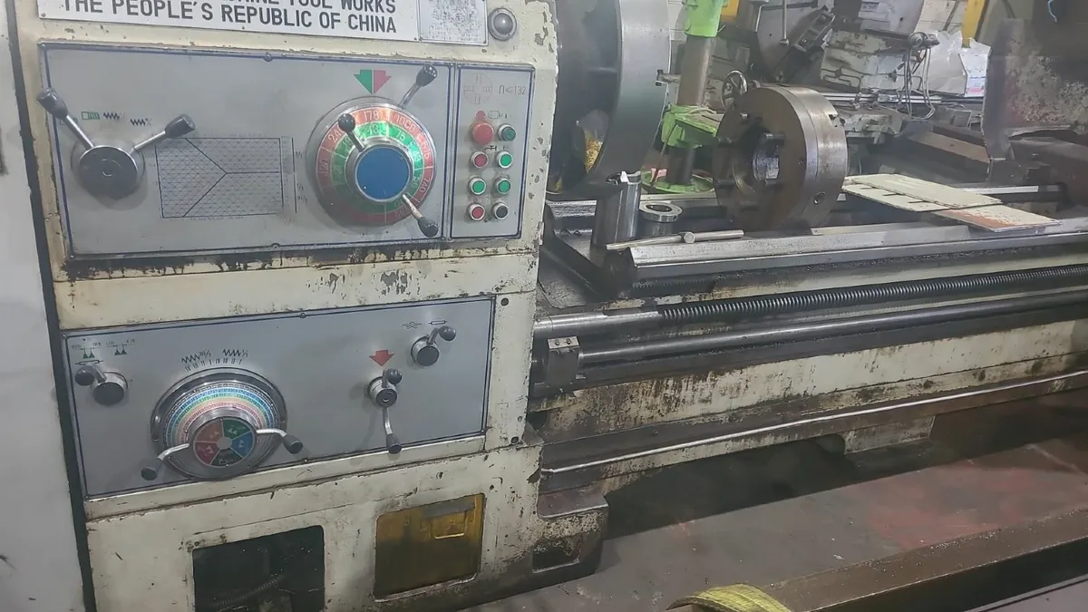 Dalian 4Mtr Lathe - Image 3