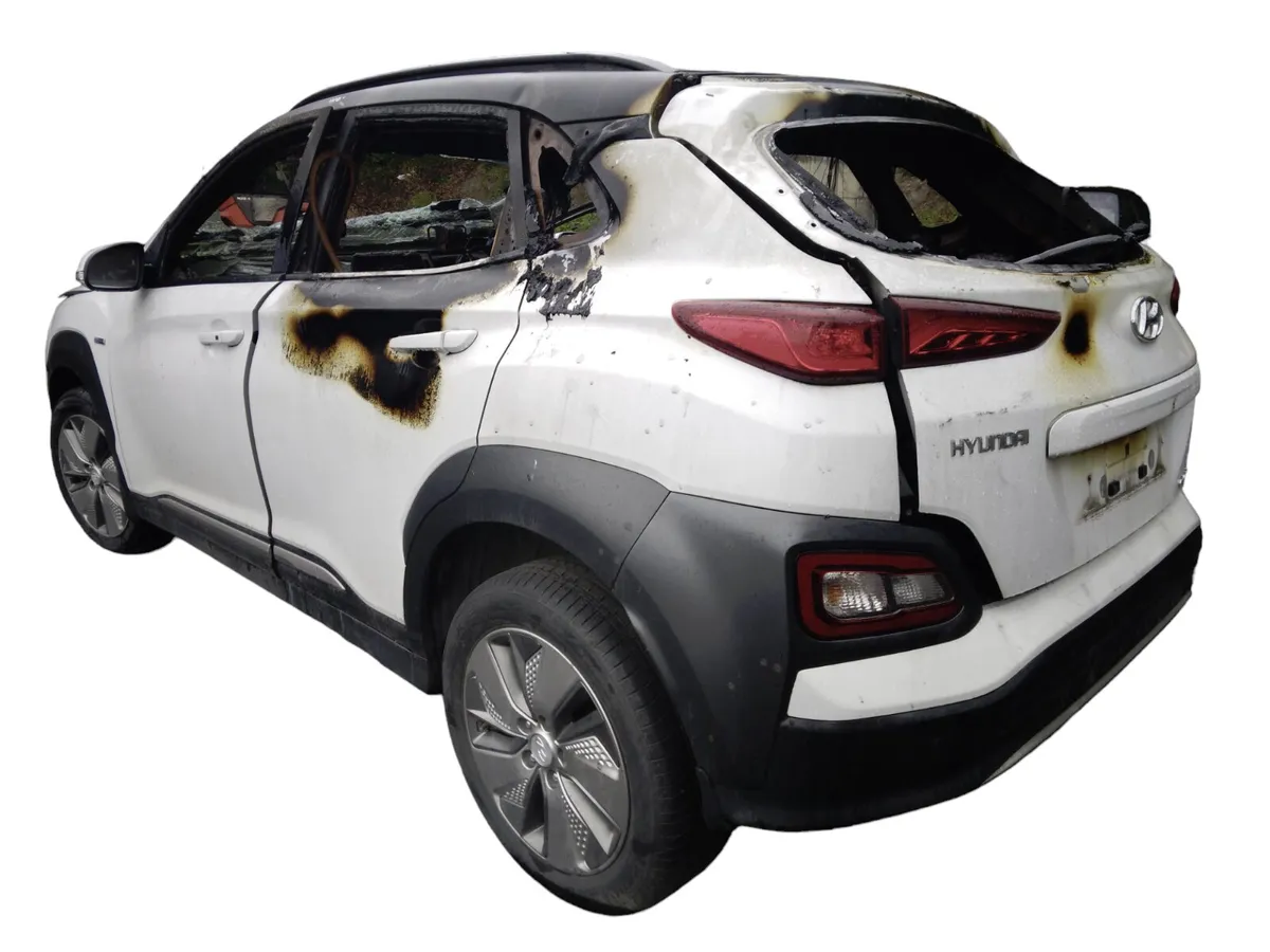 2021 HYUNDAI KONA  For Breaking/Dismantling - Image 3