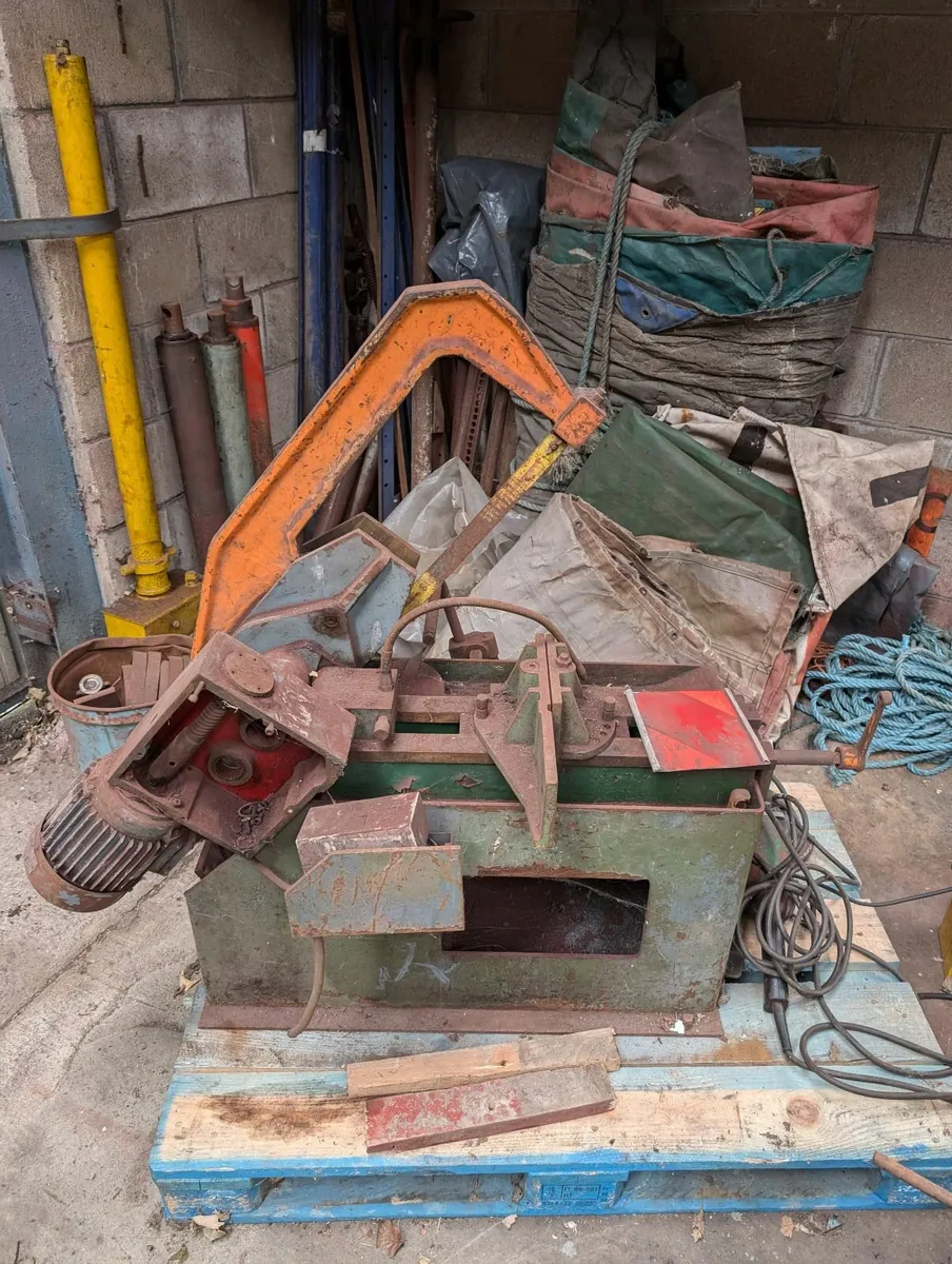 Mechanical Hacksaw with strong vice for sale - Image 1