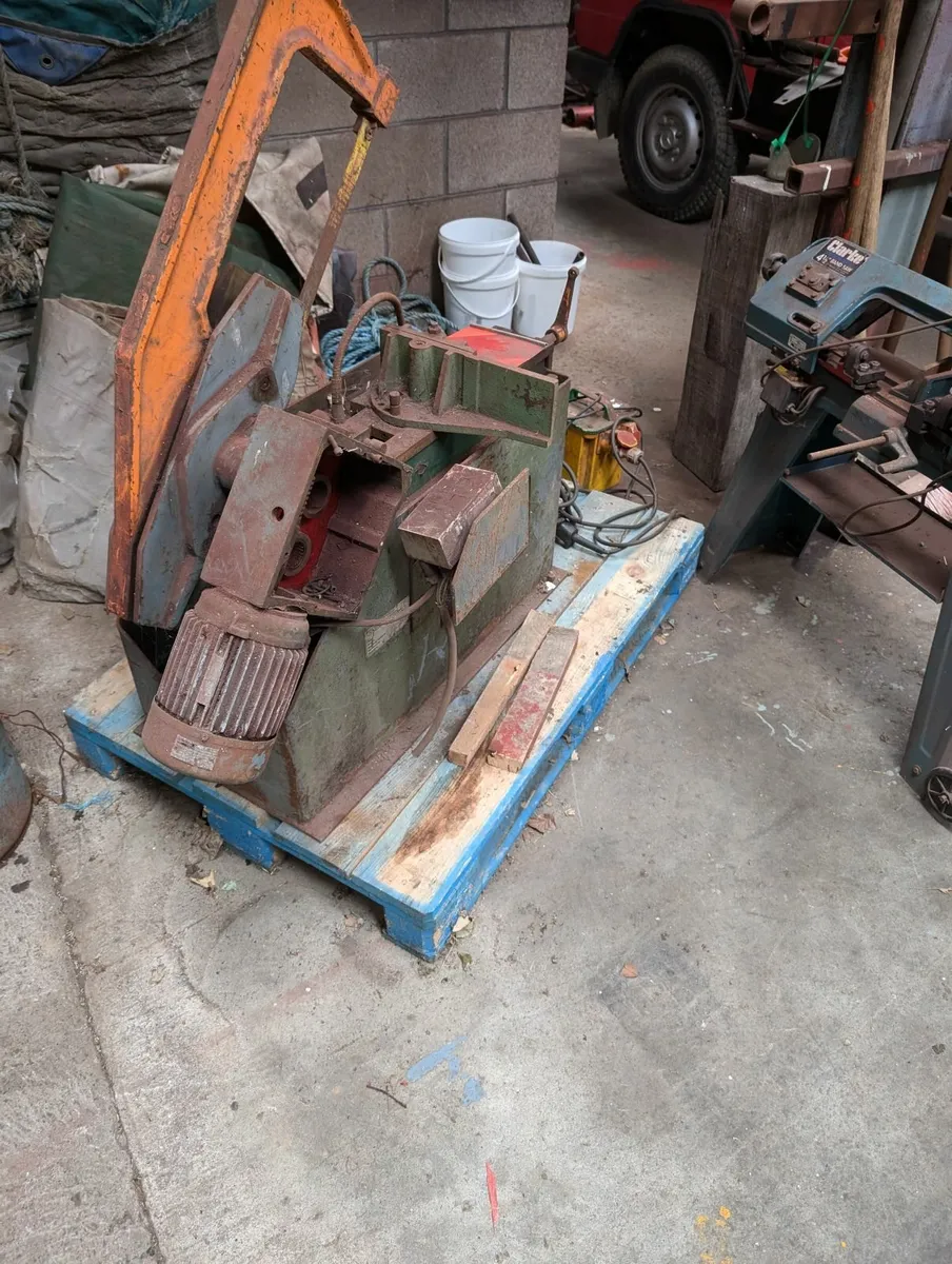 Mechanical Hacksaw with strong vice for sale - Image 3