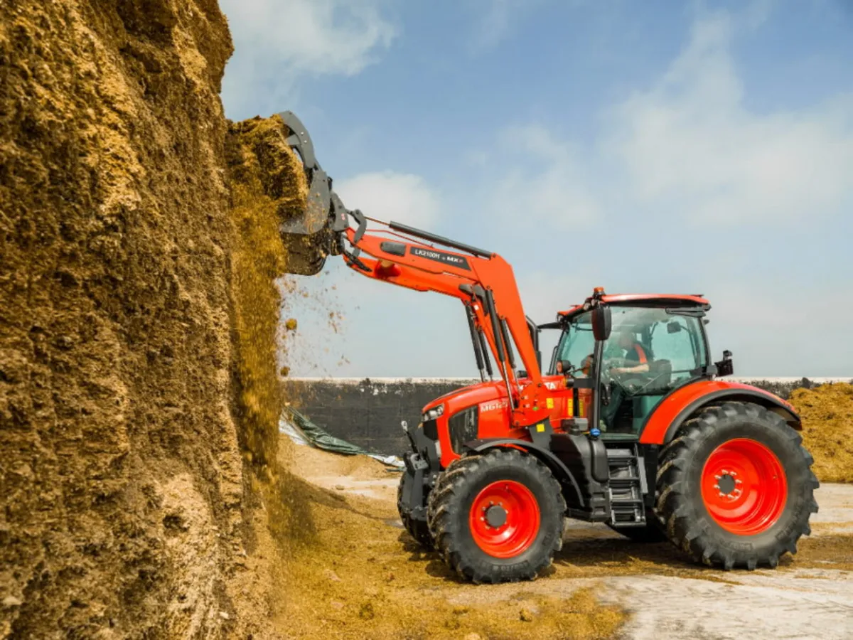 Kubota M6-132 (New) - Image 3