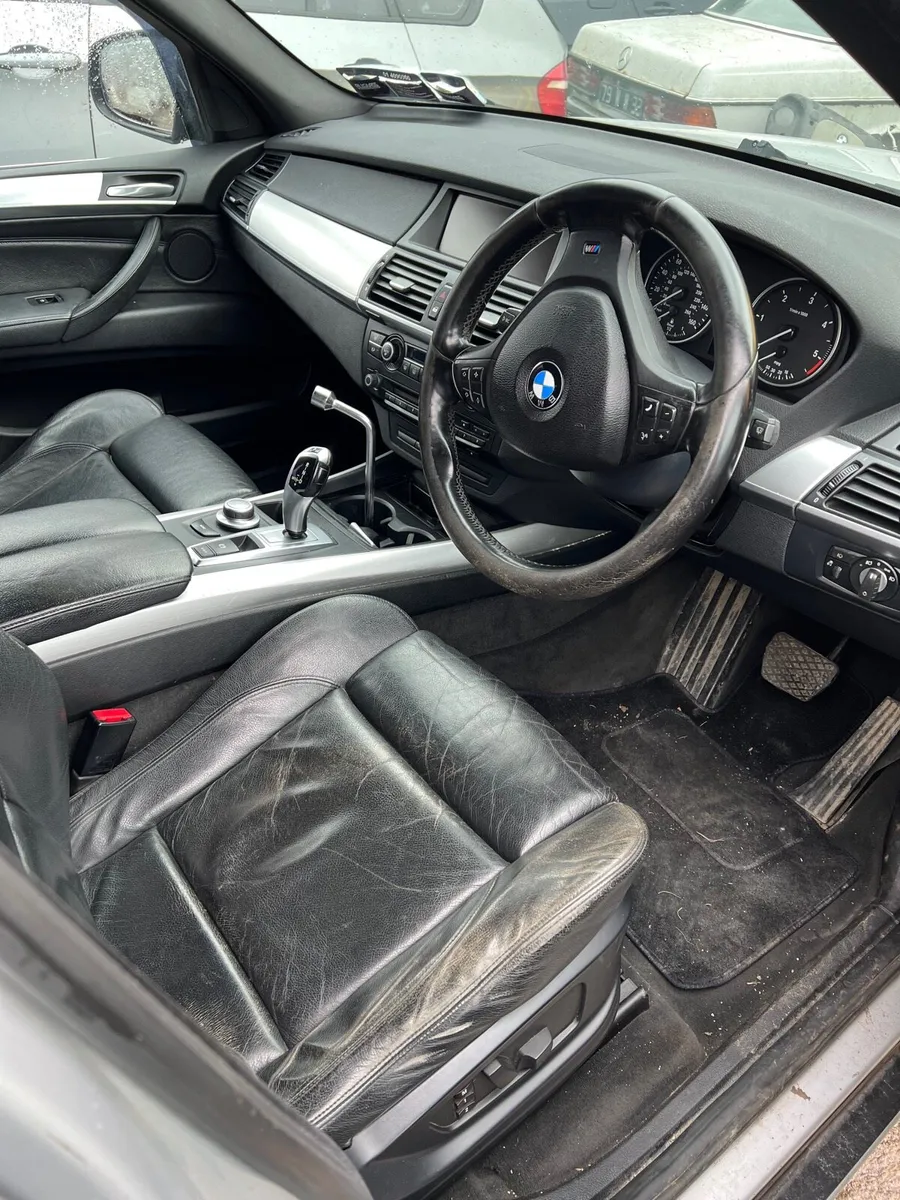 Breaking bmw x5 e70 2008 3.0 diesel M sport - Image 3