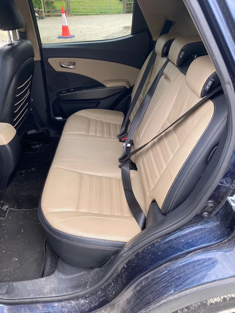 2017 SSANGYONG TIVOLI VREAKING PARTS - Image 4