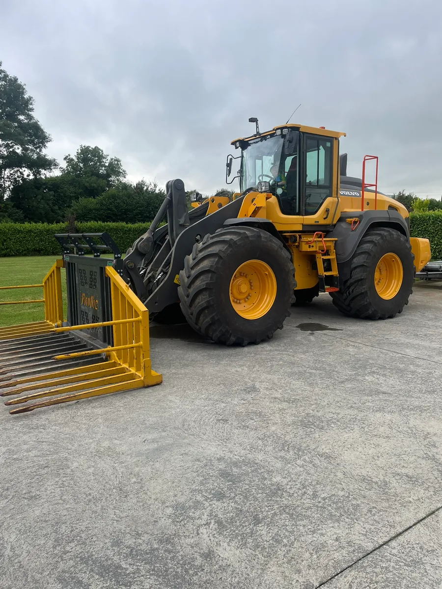 2019 Volvo L110H loader - Image 1
