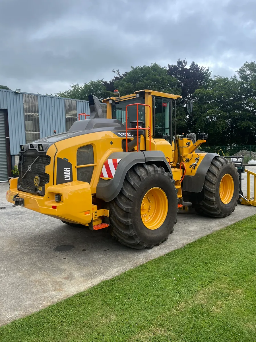 2019 Volvo L110H loader - Image 4
