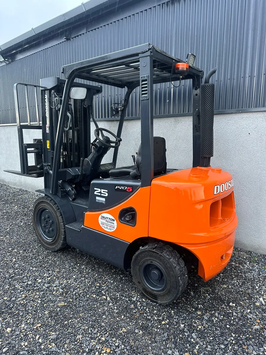 Doosan D25S-5 Forklift - Image 3