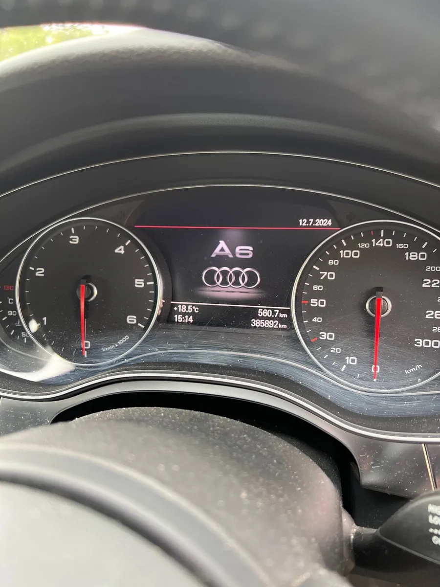 Breaking audi a6 3.0tdi Quattro cduc mnb npb lx7u - Image 2
