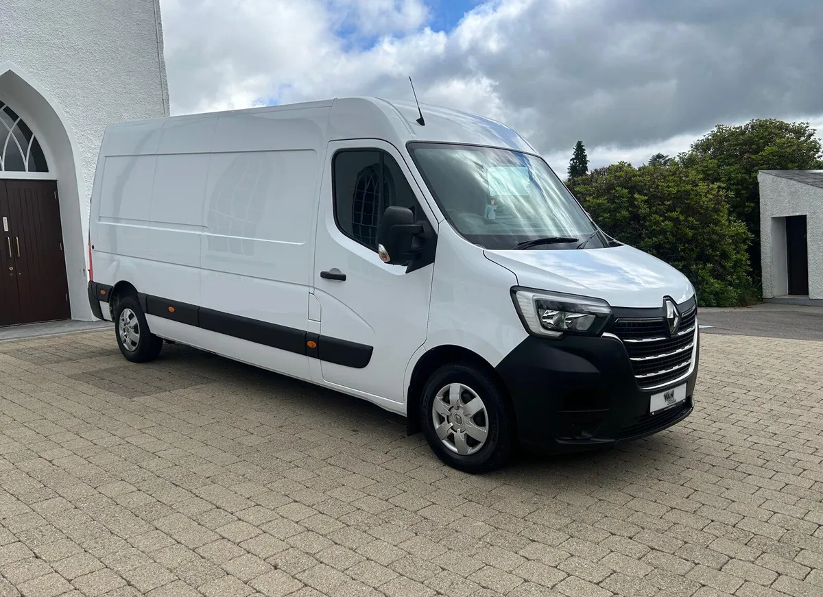 2021 (212 Reg) Renault Master Business+L3H2 AirCon - Image 1