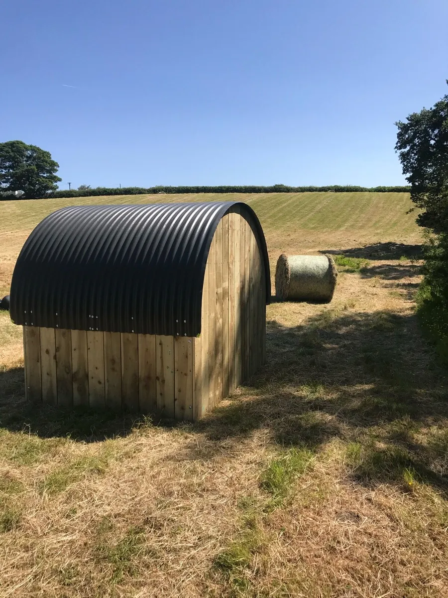 Custom field shelters - Image 3