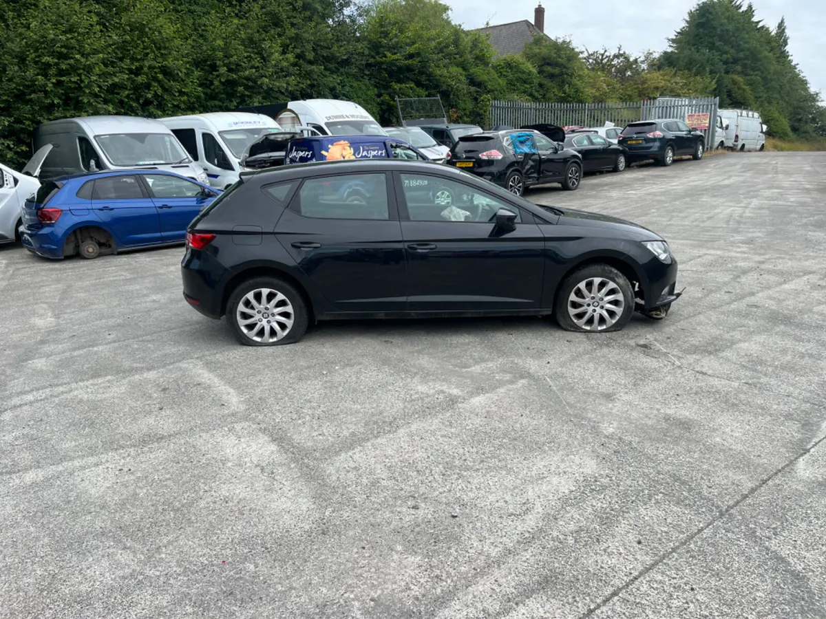 2013 seat Leon 1.6 TDI - Image 4