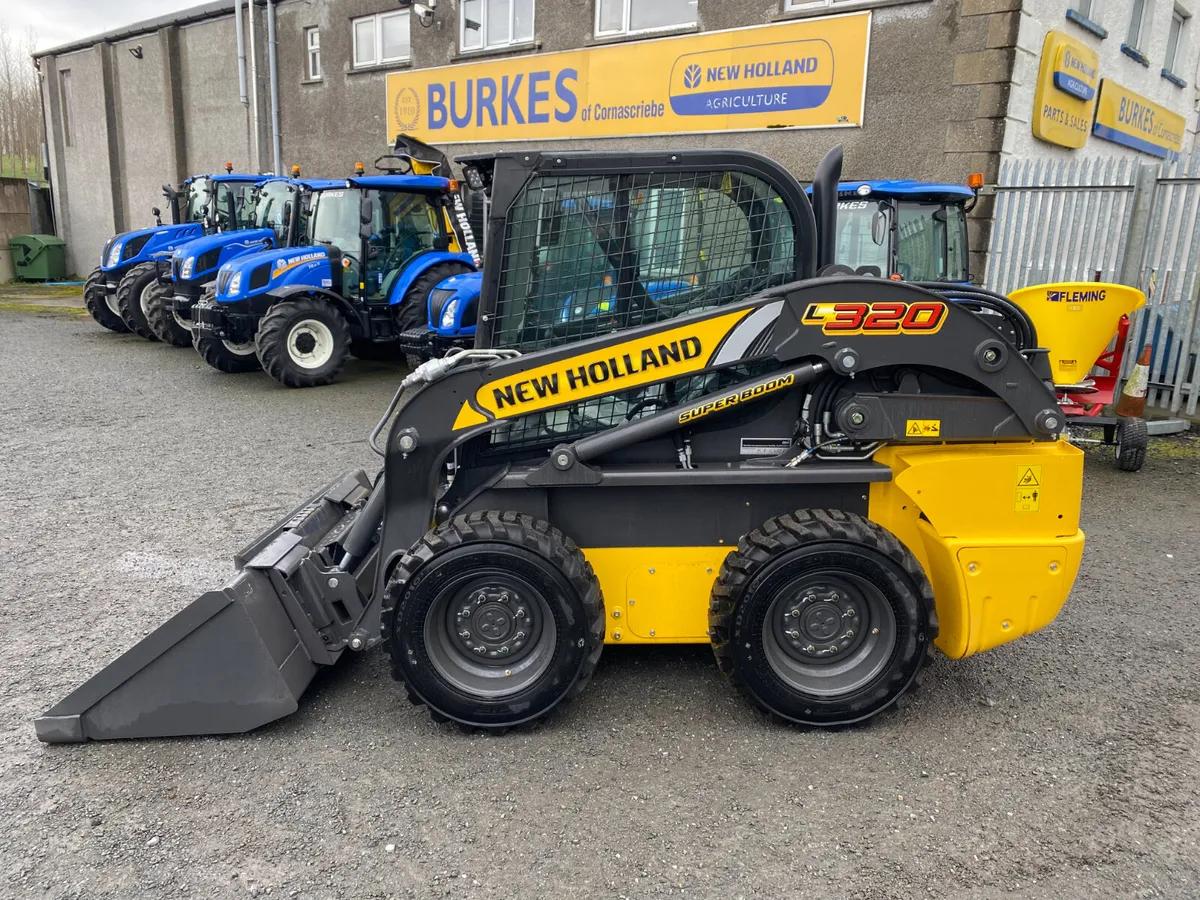 NEW HOLLAND SKID STEER L320 - Image 1