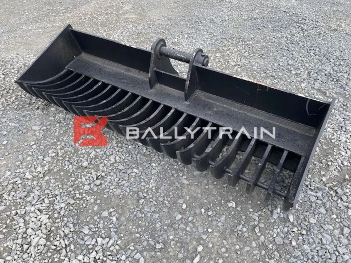 New 65mm Rake Bucket - Image 1